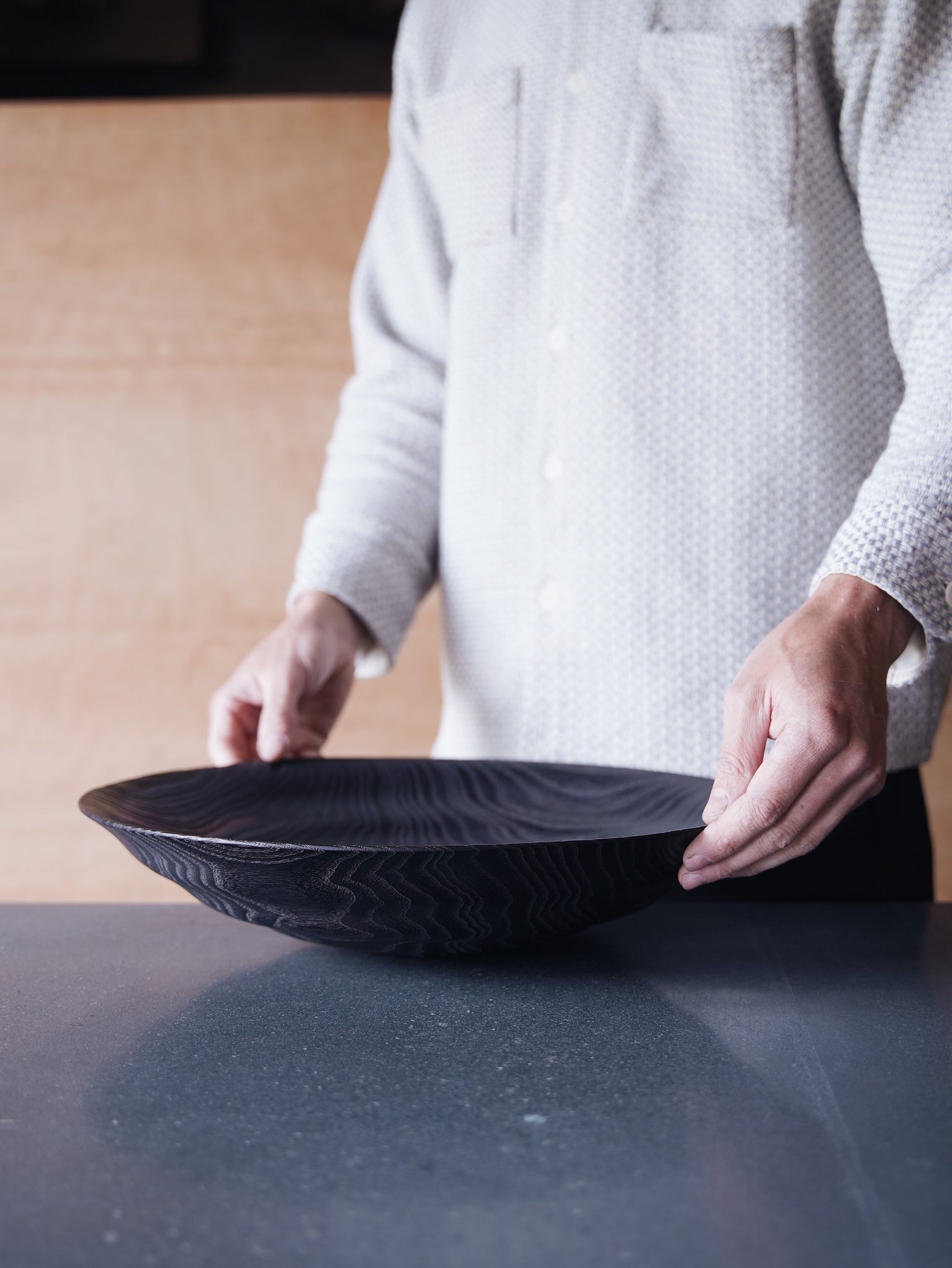 XL Waved Yakisugi Bowl - in Ash