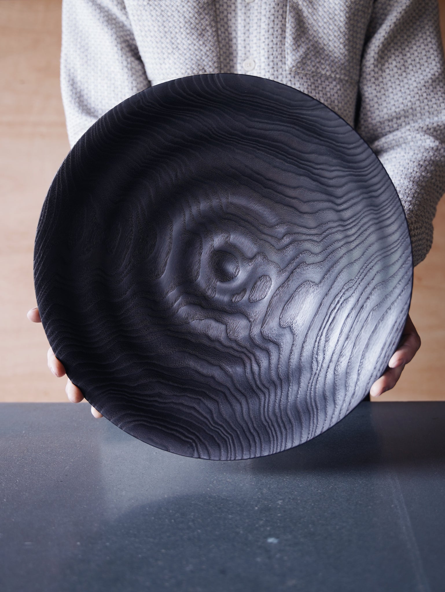 XL Waved Yakisugi Bowl - in Ash