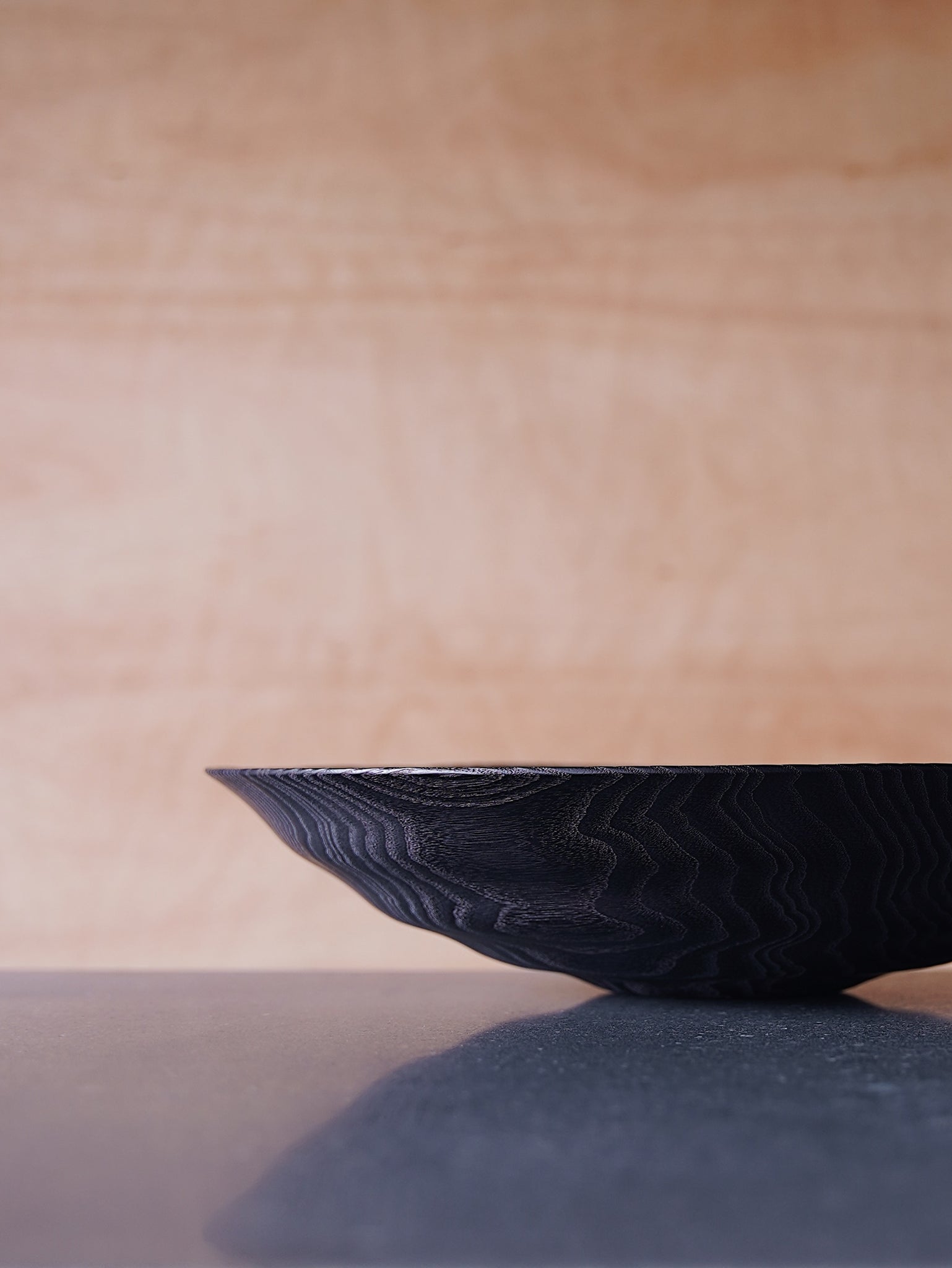 XL Waved Yakisugi Bowl - in Ash