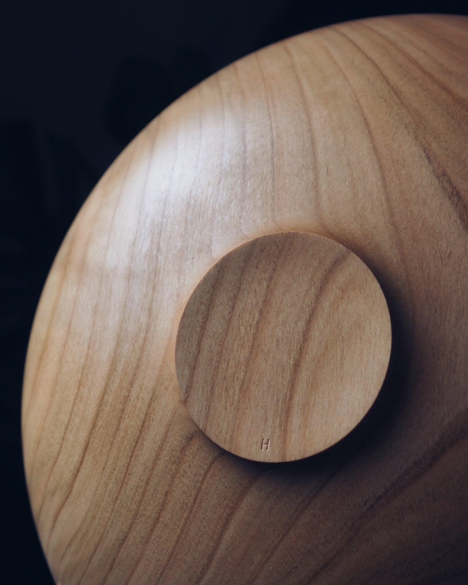 Bowl - in Cherry
