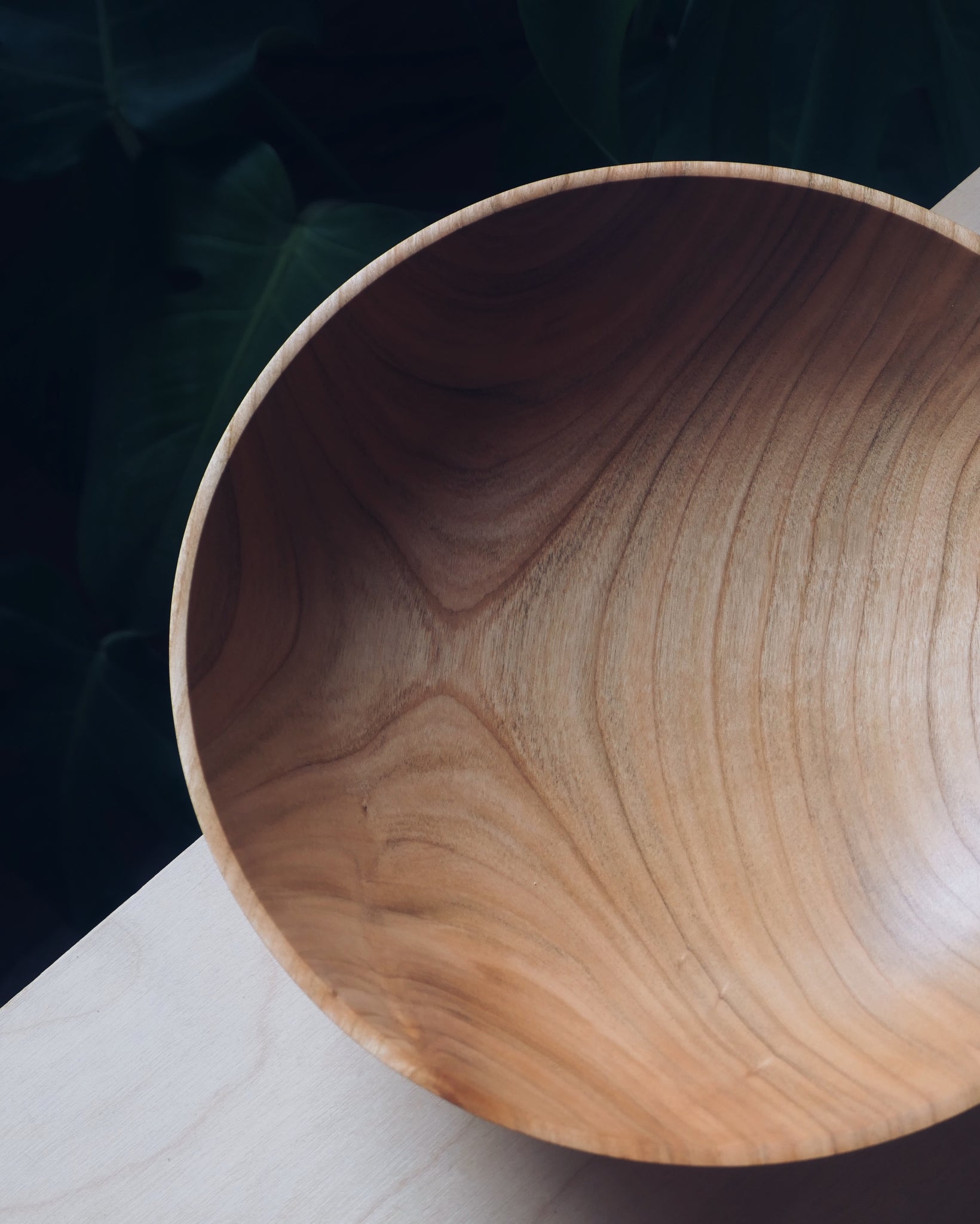 Bowl - in Cherry
