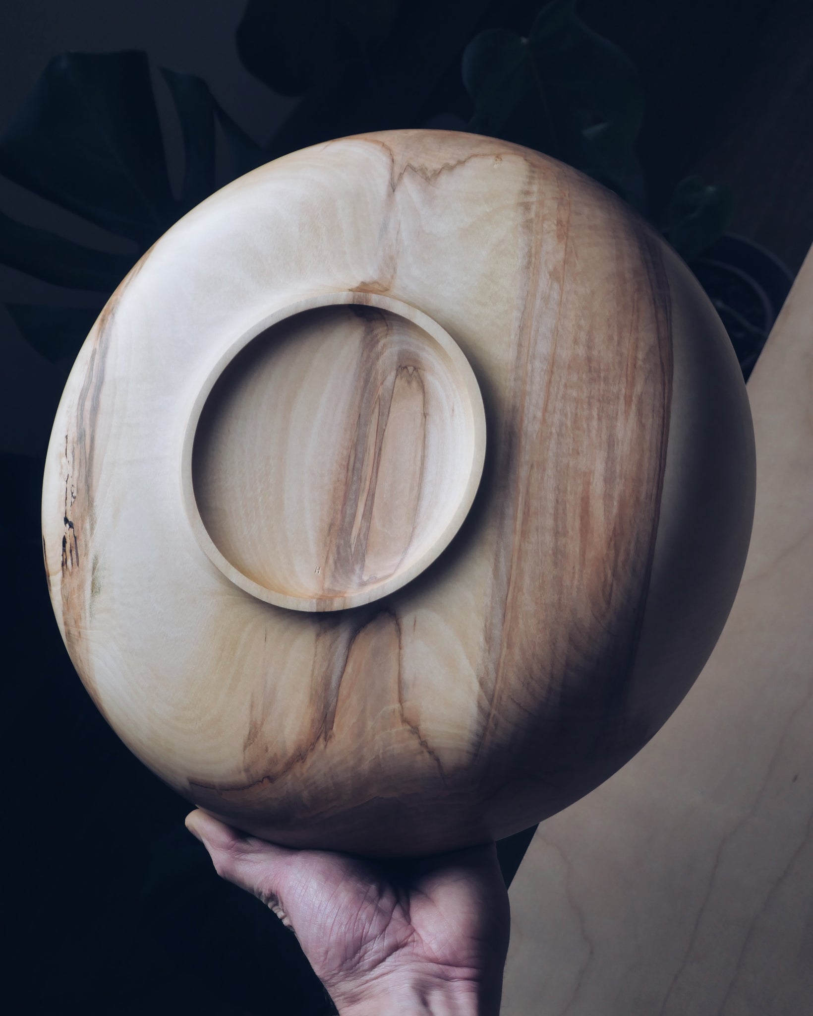 Large Bowl - in Horse Chestnut