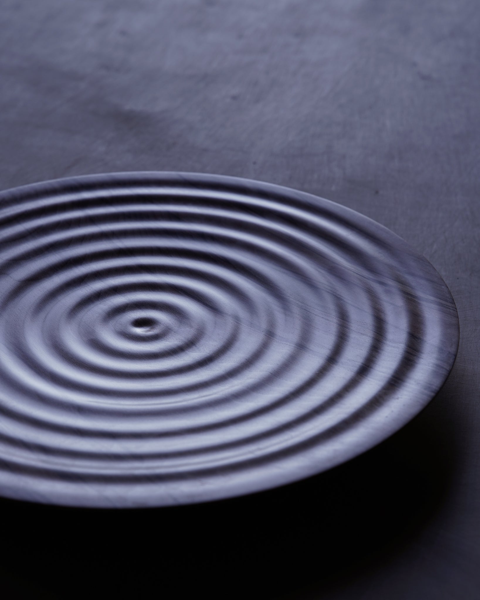 Wave Platter - in Flamed Beech
