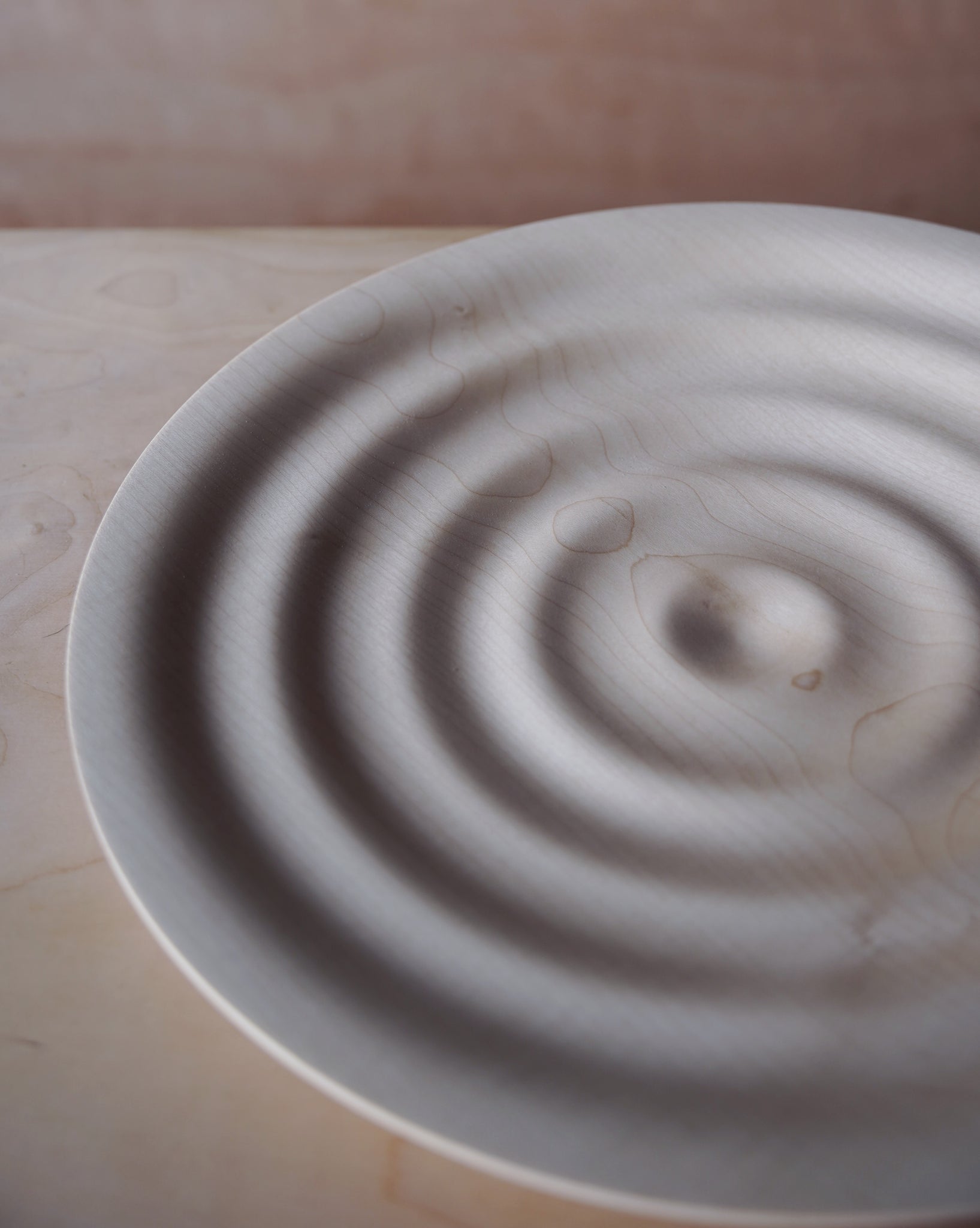 Wave Platter - in Sycamore