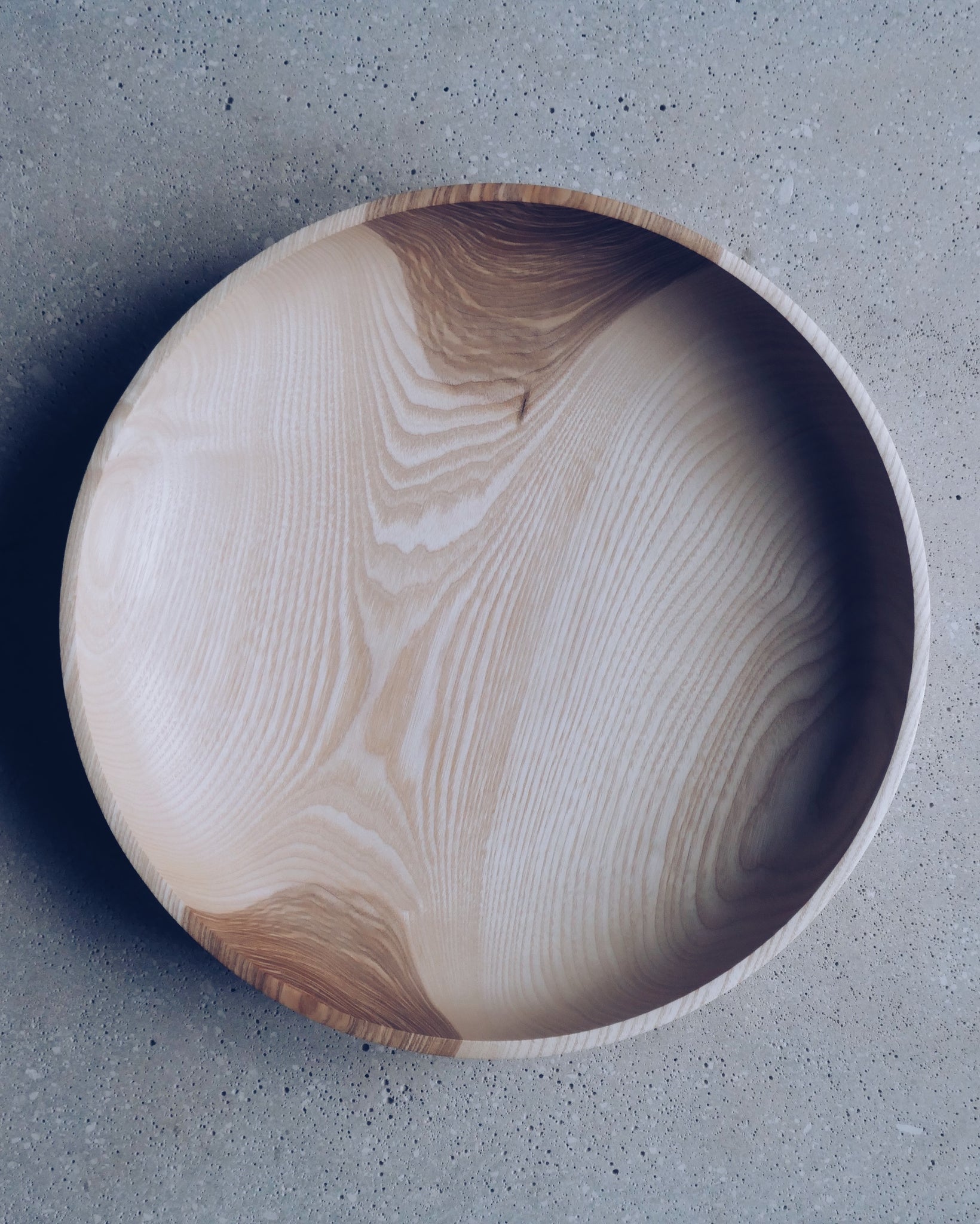XL Bowl - in Olive Ash
